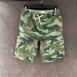 Boden Camouflage Shorts with Green embroidered chameleons